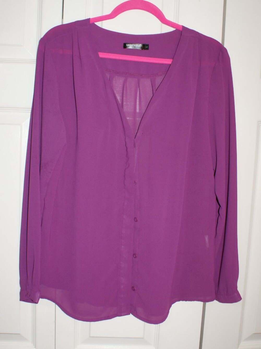 Urban Coco Violet Button Up Blouse - Large - EUC